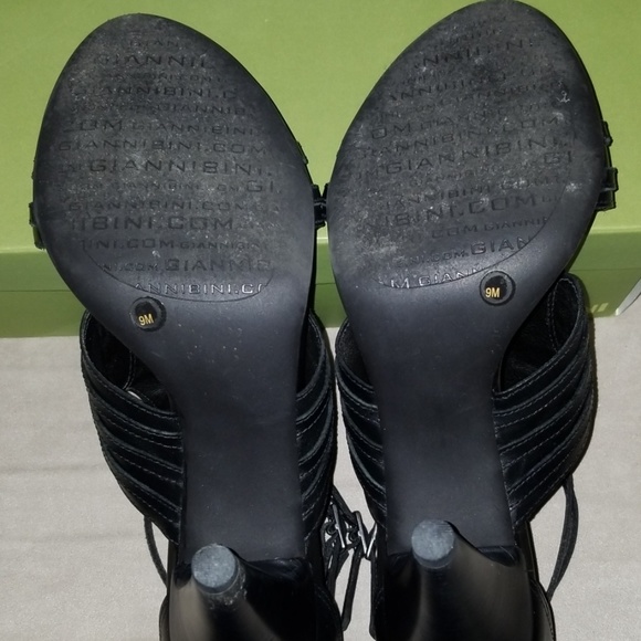 Gianni Bini Nile Sandal - Picture 5 of 5